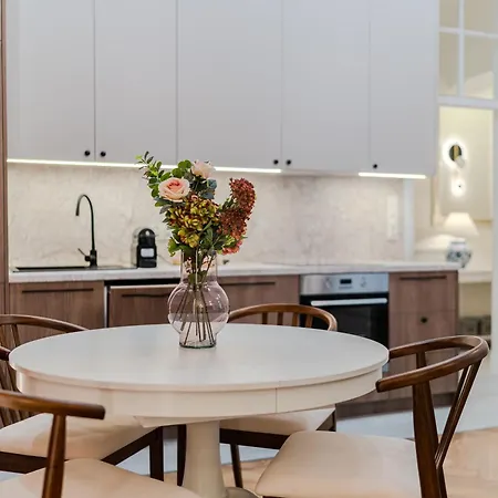 Apartment Wspolna Warsaw